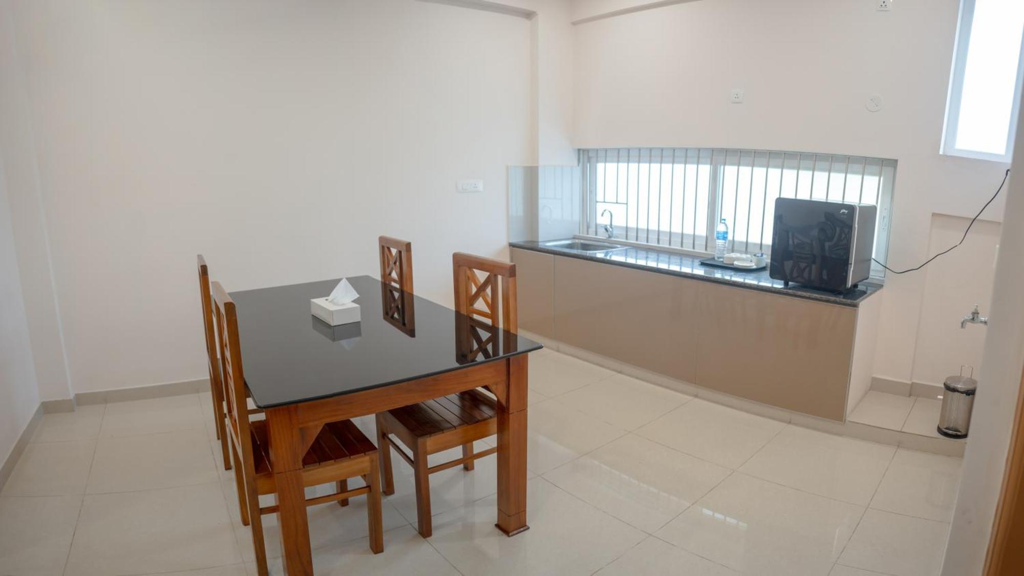 Daffodils Luxury Airport Suites Kochi Exterior foto